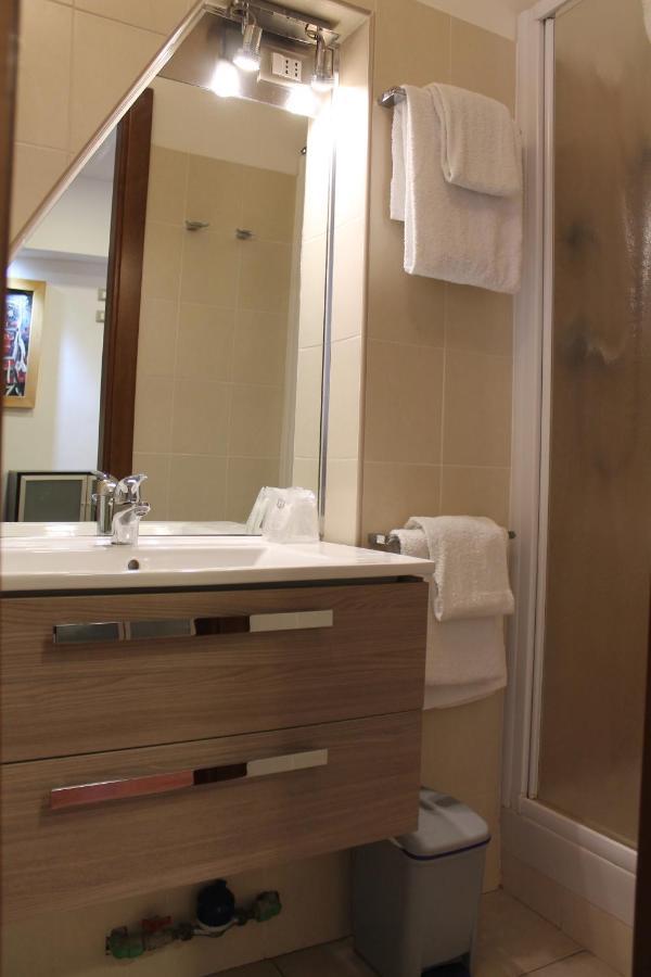 Apartamento Nel Sole Monolocale Bolonia Exterior foto