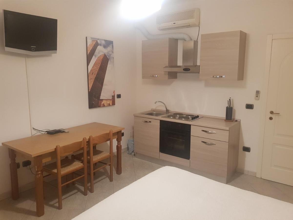 Apartamento Nel Sole Monolocale Bolonia Exterior foto